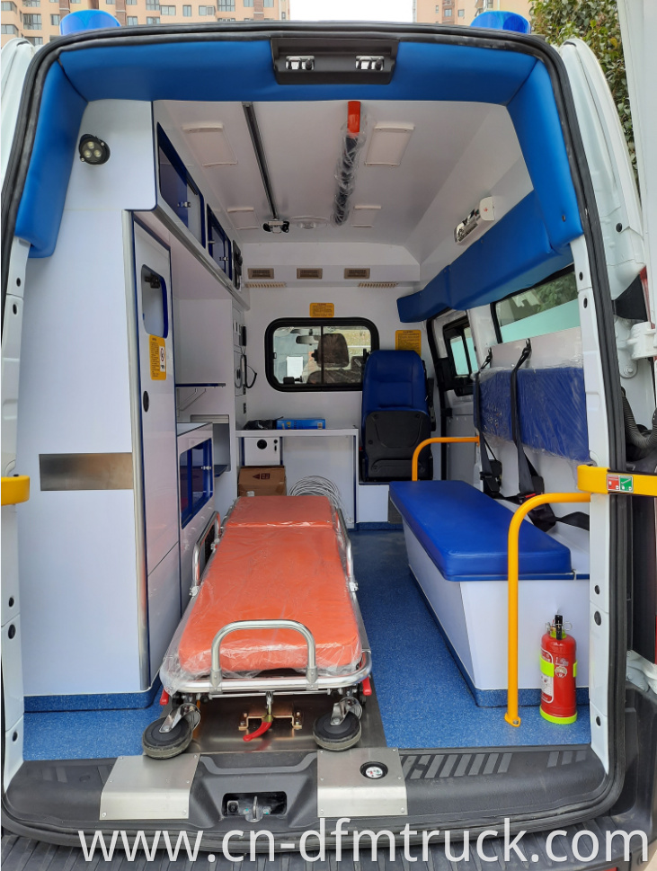 FORD TRANSIT AMBULANCE 6